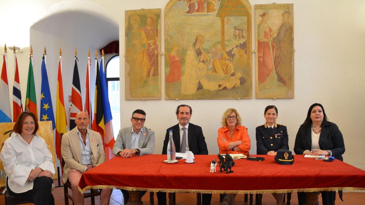 El Grifo Festival – International Short Film – Perugia inspirado en la campaña de la ONU Orange the World